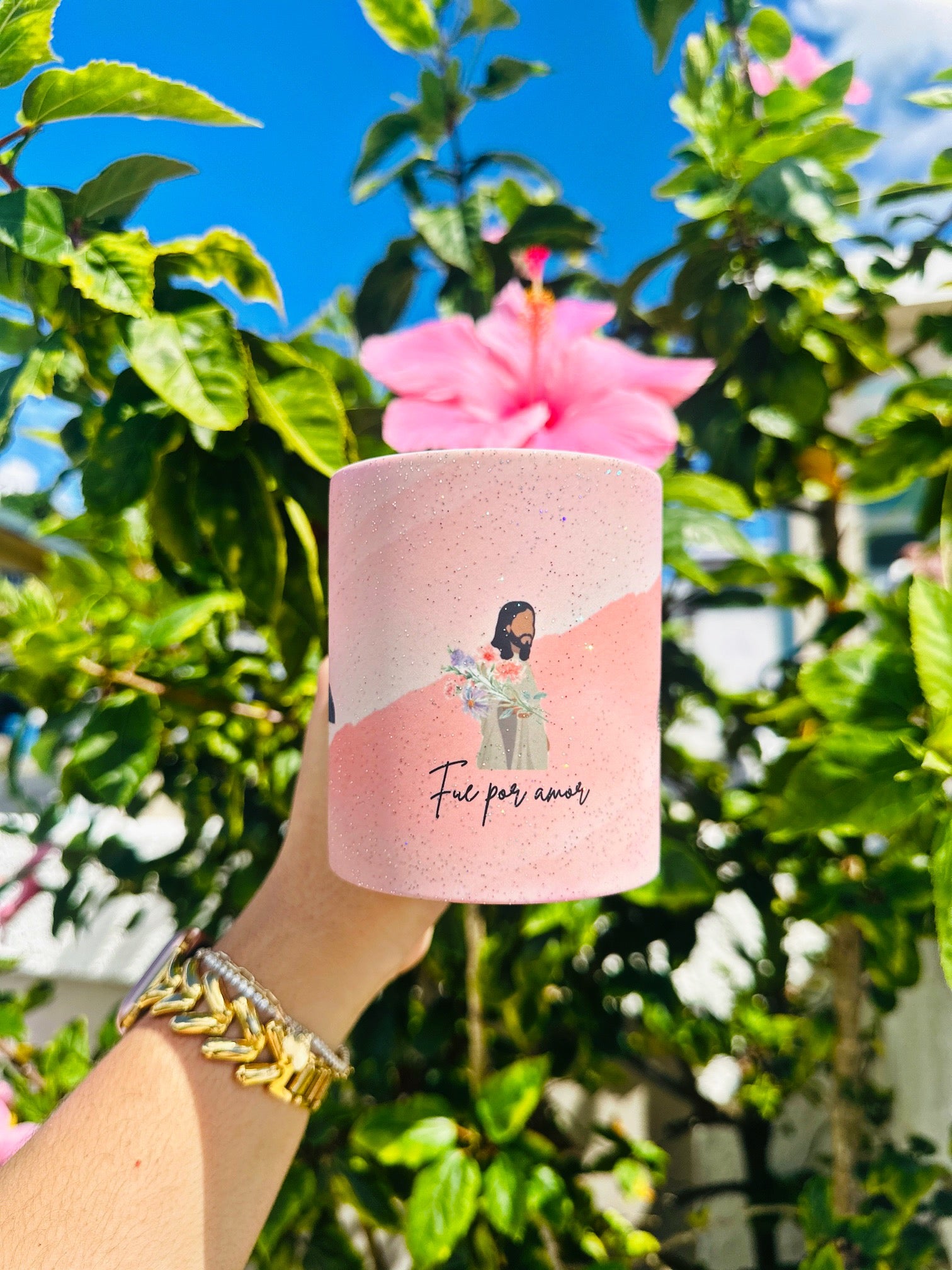 Fue por amor , Taza magica.